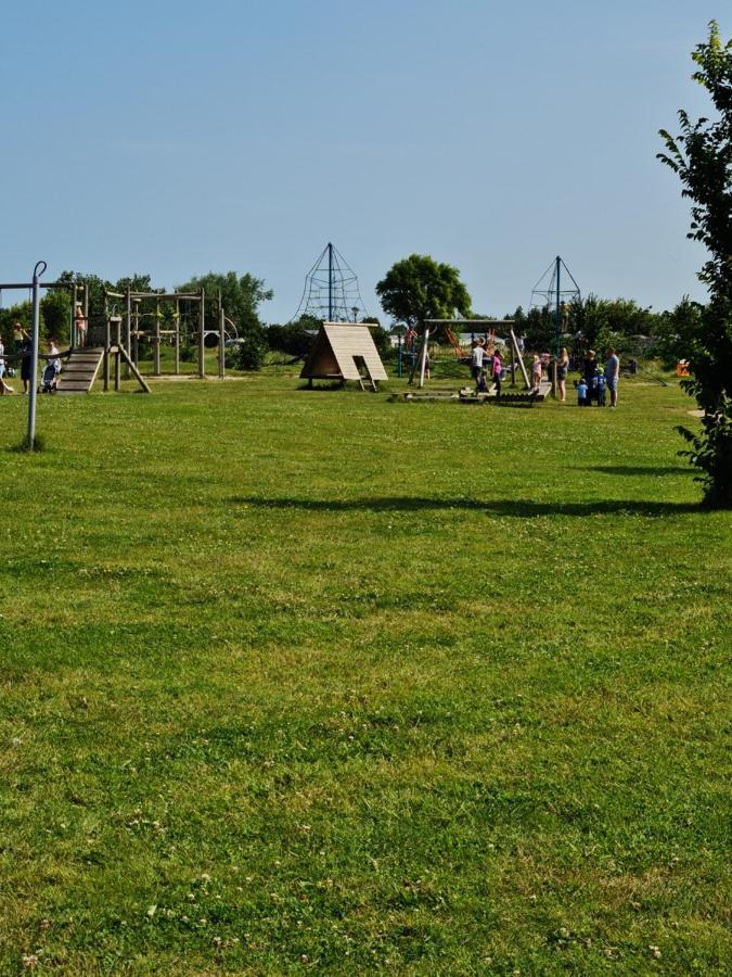 Kerlinga Hotel Bredene Buitenkant foto