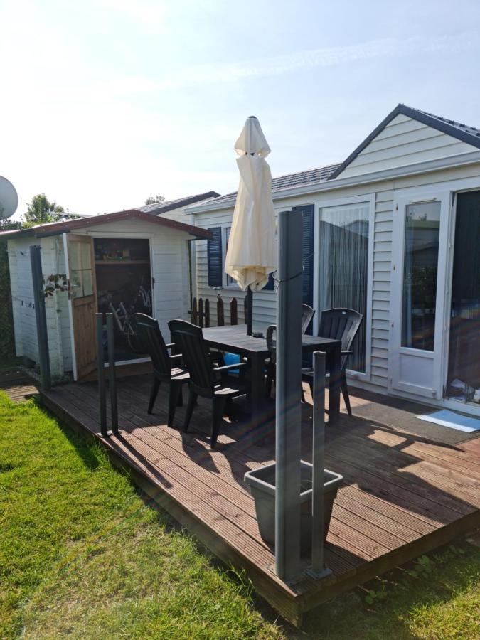 Kerlinga Hotel Bredene Buitenkant foto