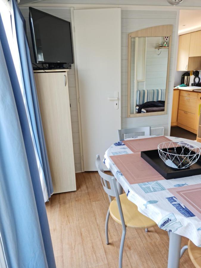Kerlinga Hotel Bredene Buitenkant foto