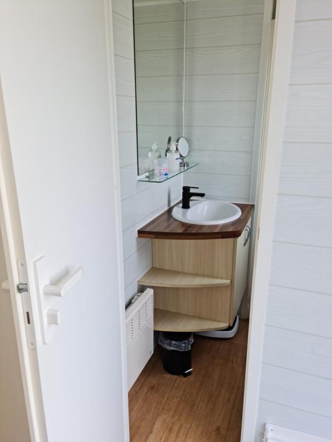 Kerlinga Hotel Bredene Buitenkant foto